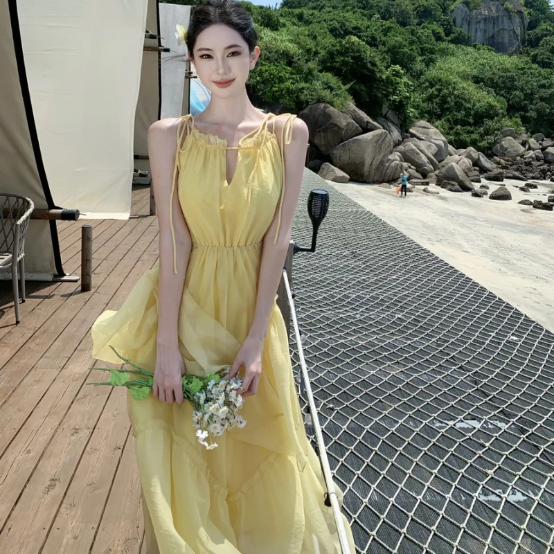 Flowing And Soft Amber Wind Chime Chiffon Strap Irregular Beach Vacation Long Dress
Flowing And Soft Amber Wind Chime Chiffon Strap Irregular Beach Vacation Long Dress