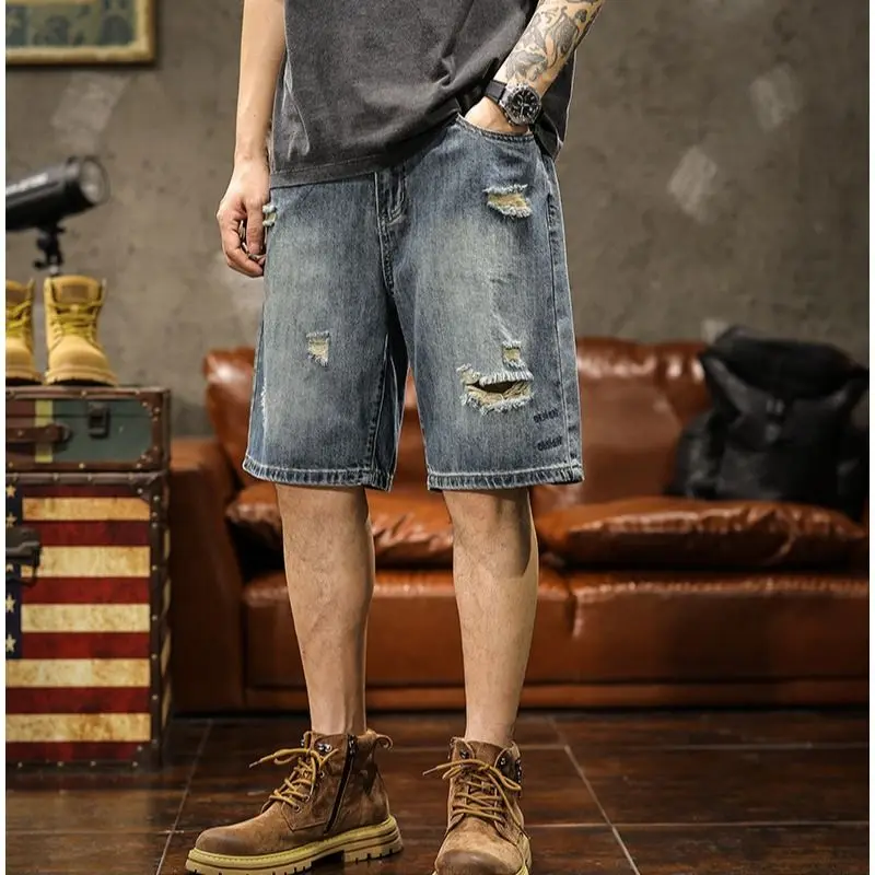 High Street Ripped Denim Shorts Men's Summer Thin Loose 2025 New Shaved Trendy Brand Short Jean Man Banding Denim Shorts
High Street Ripped Denim Shorts Men's Summer Thin Loose 2025 New Shaved Trendy Brand Short Jean Man Banding Denim Shorts