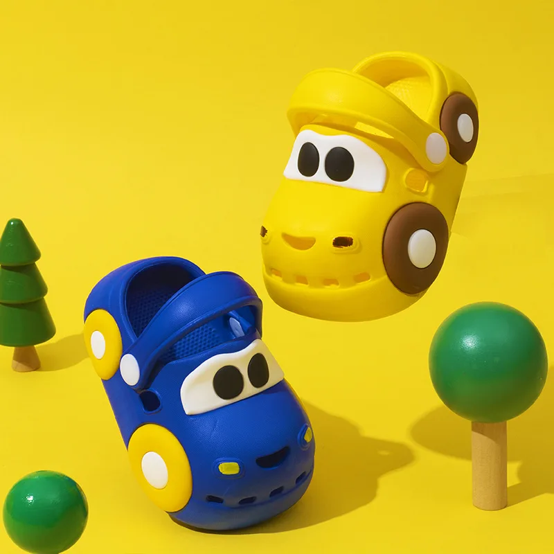 Summer 2026 style for boys and girls, children's outdoor wearable flip-flops, holey shoes, cute animal-shaped children's sandals
Summer 2026 style for boys and girls, children's outdoor wearable flip-flops, holey shoes, cute animal-shaped children's sandals
