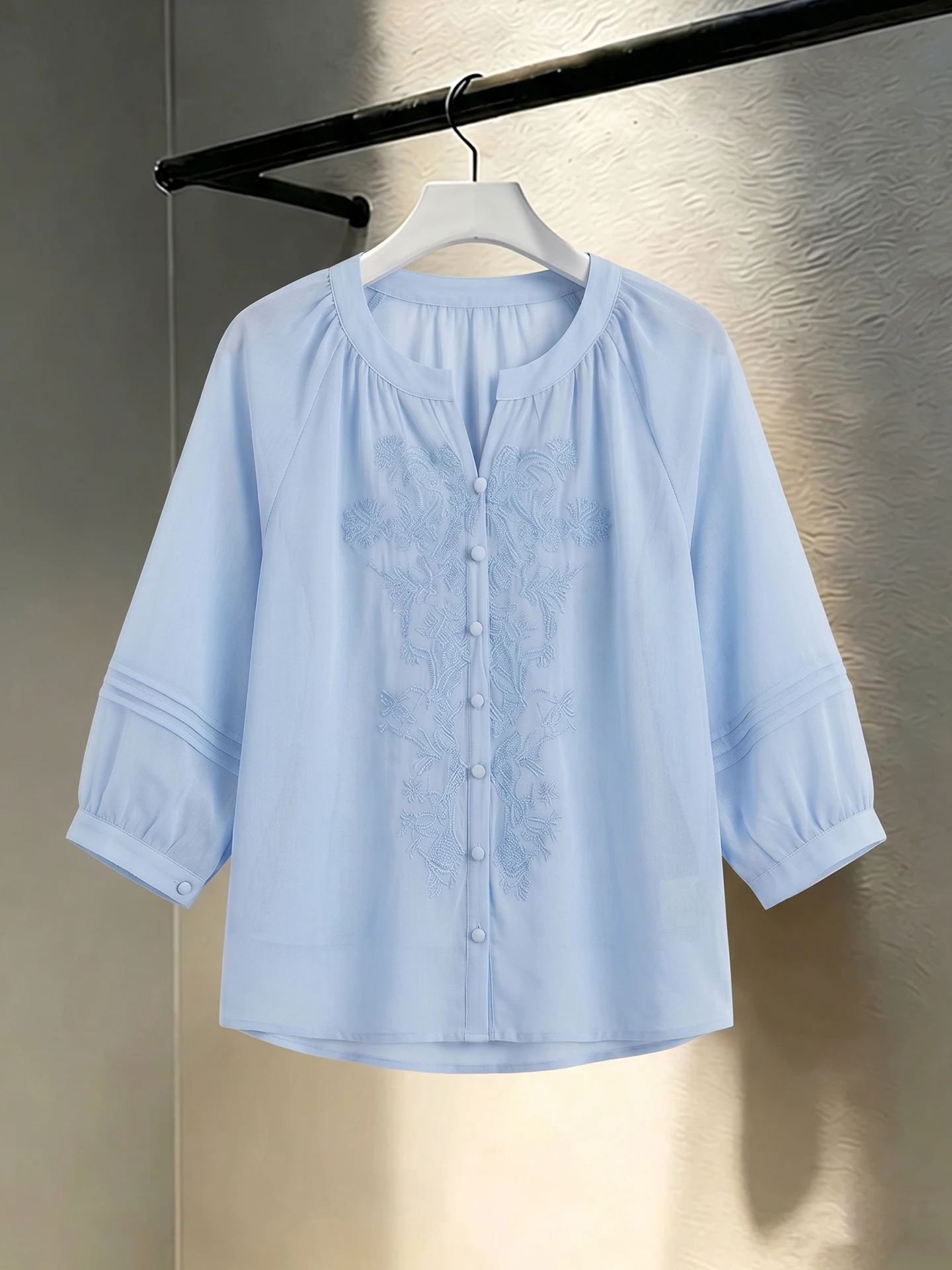 Blue Lace Splicing Ultra Thin Beautiful Chiffon Shirt Korean Style Soft Versatile Seven Sleeve Women's Casual round Neck Top
Blue Lace Splicing Ultra Thin Beautiful Chiffon Shirt Korean Style Soft Versatile Seven Sleeve Women's Casual round Neck Top