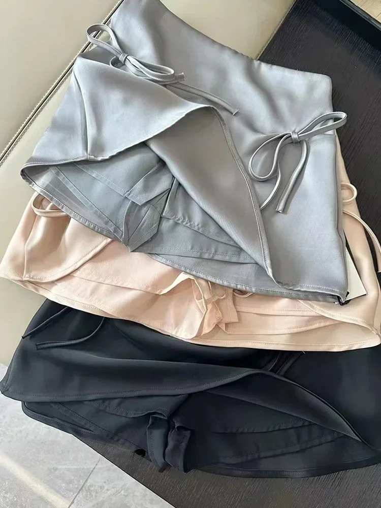 Bow Lace-up Satin Y2k Mini Skirts Women Pink Korean Style A-Line Skirts Summer 2024 High Waist Sexy Slim Sweet Short Skirts New
Bow Lace-up Satin Y2k Mini Skirts Women Pink Korean Style A-Line Skirts Summer 2024 High Waist Sexy Slim Sweet Short Skirts New