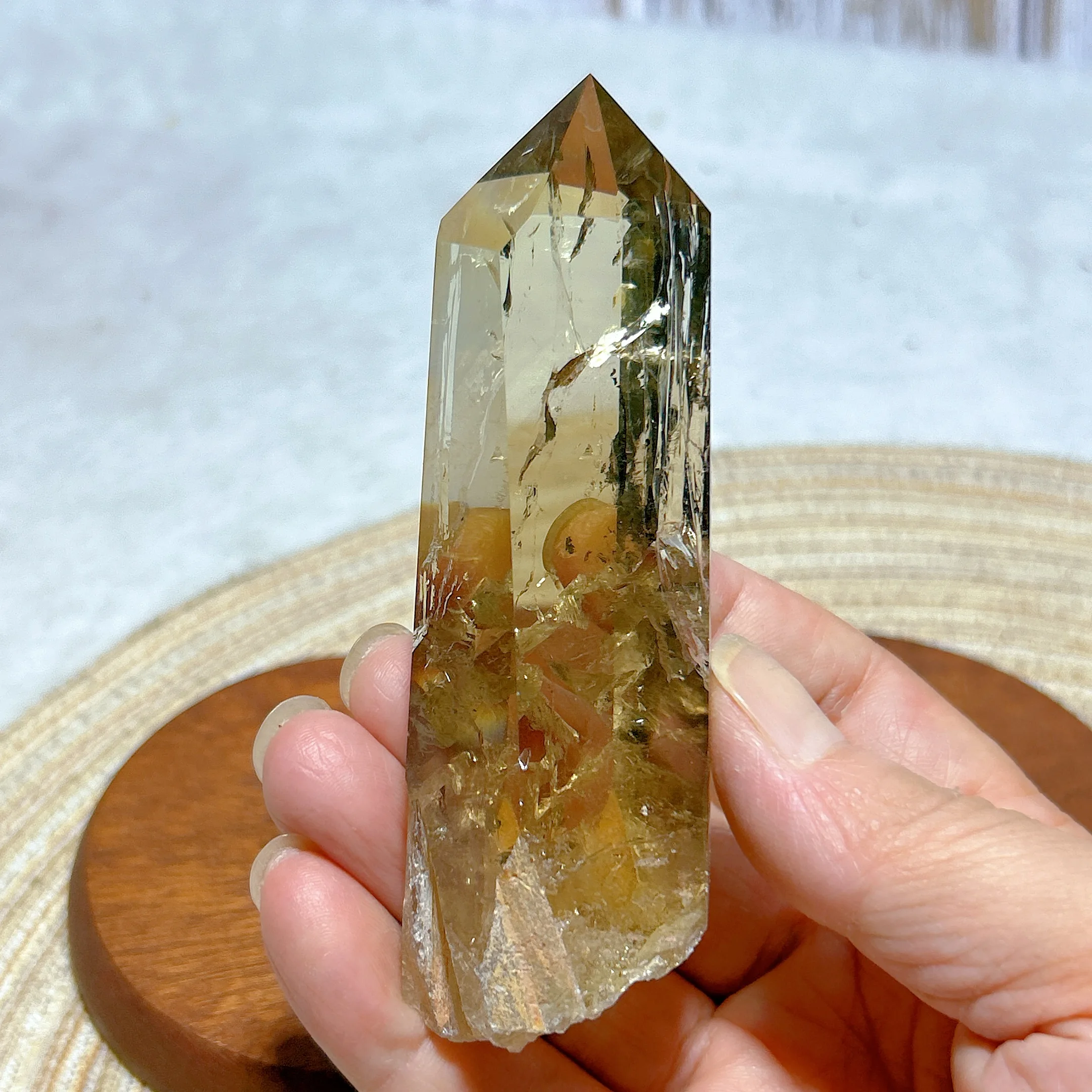 Healing Natural Brazil Crystal Citrine Quartz Raw Stone Tower Rainbow Gemstone Reiki Energy Home Decorations Gift
Healing Natural Brazil Crystal Citrine Quartz Raw Stone Tower Rainbow Gemstone Reiki Energy Home Decorations Gift