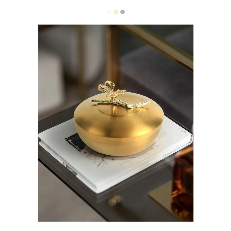 Европейская легкая роскошная креативная металлическая банка для хранения украшение с крышкой свадебный подарок
Европейская легкая роскошная креативная металлическая банка для хранения украшение с крышкой свадебный подарок