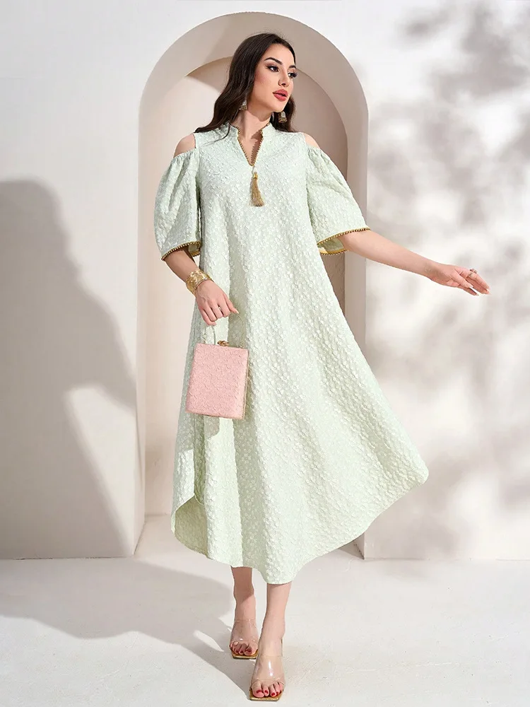 Muslim loose off shoulder tassel contrasting elegant Arab dress banquet robe vestidos de verano 2025 robe women fashion
Muslim loose off shoulder tassel contrasting elegant Arab dress banquet robe vestidos de verano 2025 robe women fashion