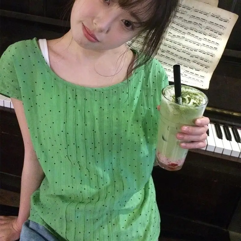 Onalippa Small Fresh Green Polka Dot Short Sleeved Shirt Women Summer 2025 Trendy Japanese Pleated Round Neck Top Design
Onalippa Small Fresh Green Polka Dot Short Sleeved Shirt Women Summer 2025 Trendy Japanese Pleated Round Neck Top Design