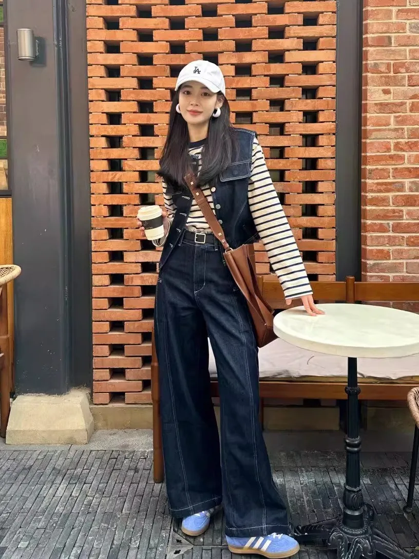 Korean Style Early Autumn Fashion Set Women's Retro Denim Vest Striped T-Shirt Wide Leg Pants Three-Piece Set Breathable Poly...
Korean Style Early Autumn Fashion Set Women's Retro Denim Vest Striped T-Shirt Wide Leg Pants Three-Piece Set Breathable Poly...