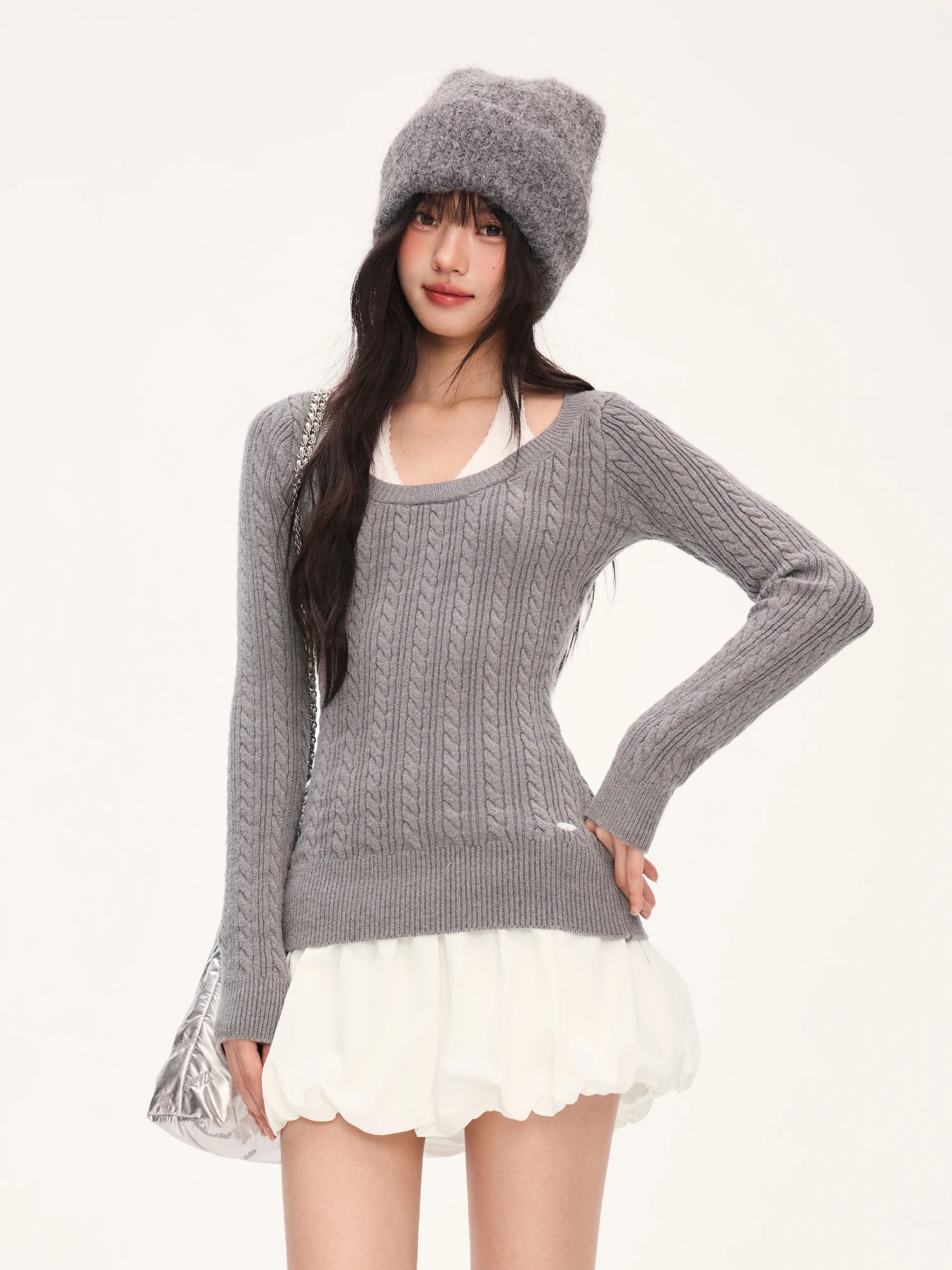 Свитер женский трикотажный приталенный с кружевным воротником Wedhub, модный повседневный топ с круглым вырезом и длинными рукавами
Свитер женский трикотажный приталенный с кружевным воротником Wedhub, модный повседневный топ с круглым вырезом и длинными рукавами