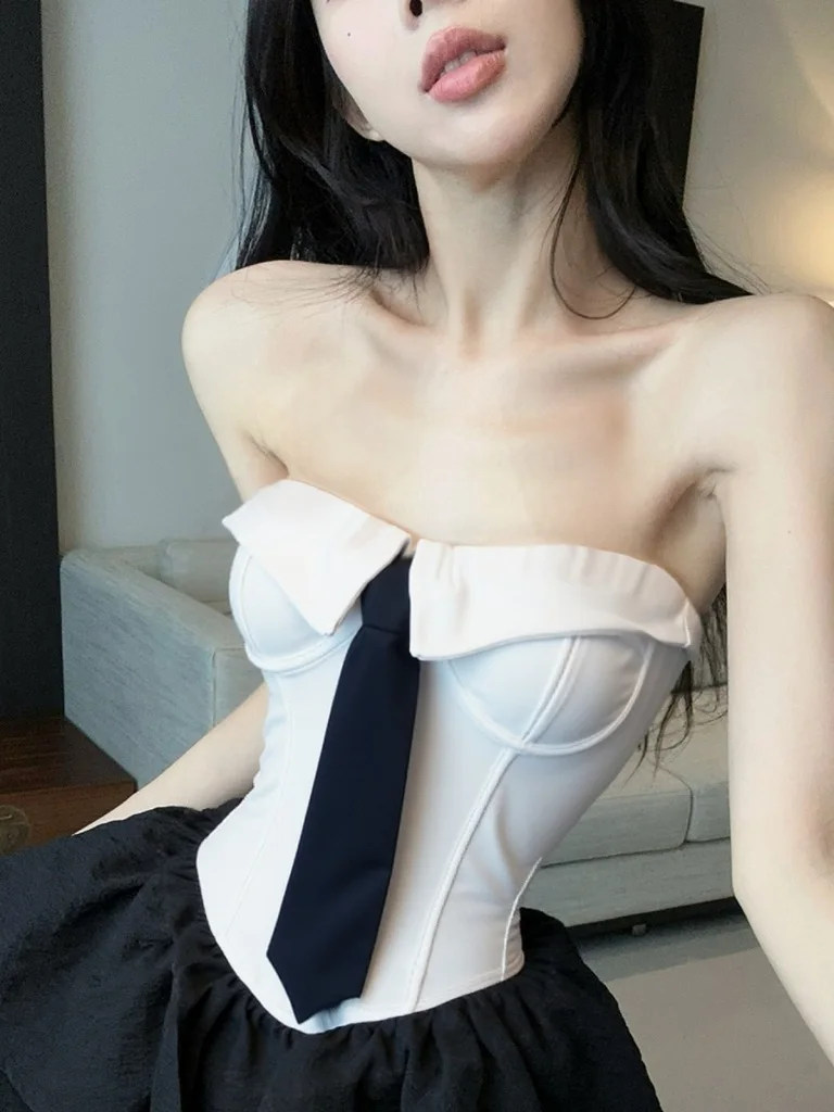 Sexy Slim Fit Svel irt Pure Color Collarl Top for Broaasters Trendy Faionable Girl's Strapl Bustier Top
Sexy Slim Fit Svel irt Pure Color Collarl Top for Broaasters Trendy Faionable Girl's Strapl Bustier Top