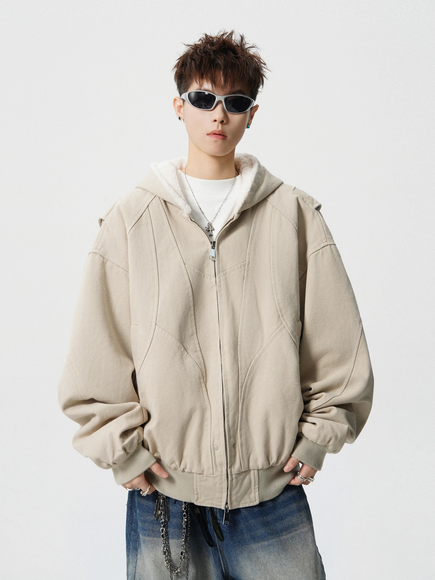 Тепло и шлейф: мужское молодежное модное лоскутное пальто Mountain King, хлопковая спецодежда, деконструированный дизайн, зимняя верхняя одежда...
Тепло и шлейф: мужское молодежное модное лоскутное пальто Mountain King, хлопковая спецодежда, деконструированный дизайн, зимняя верхняя одежда...