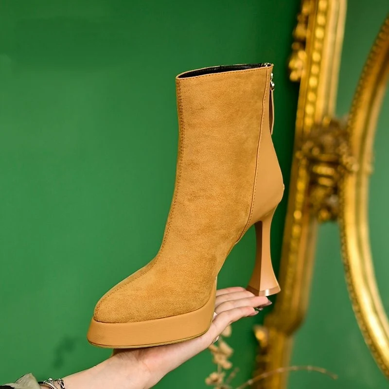 Новинка 2025, кожаные женские ботильоны, пикантные туфли на высоком толстом платформе и молнии, вечерние офисные женские туфли Женские ботинки
Новинка 2025, кожаные женские ботильоны, пикантные туфли на высоком толстом платформе и молнии, вечерние офисные женские туфли Женские ботинки