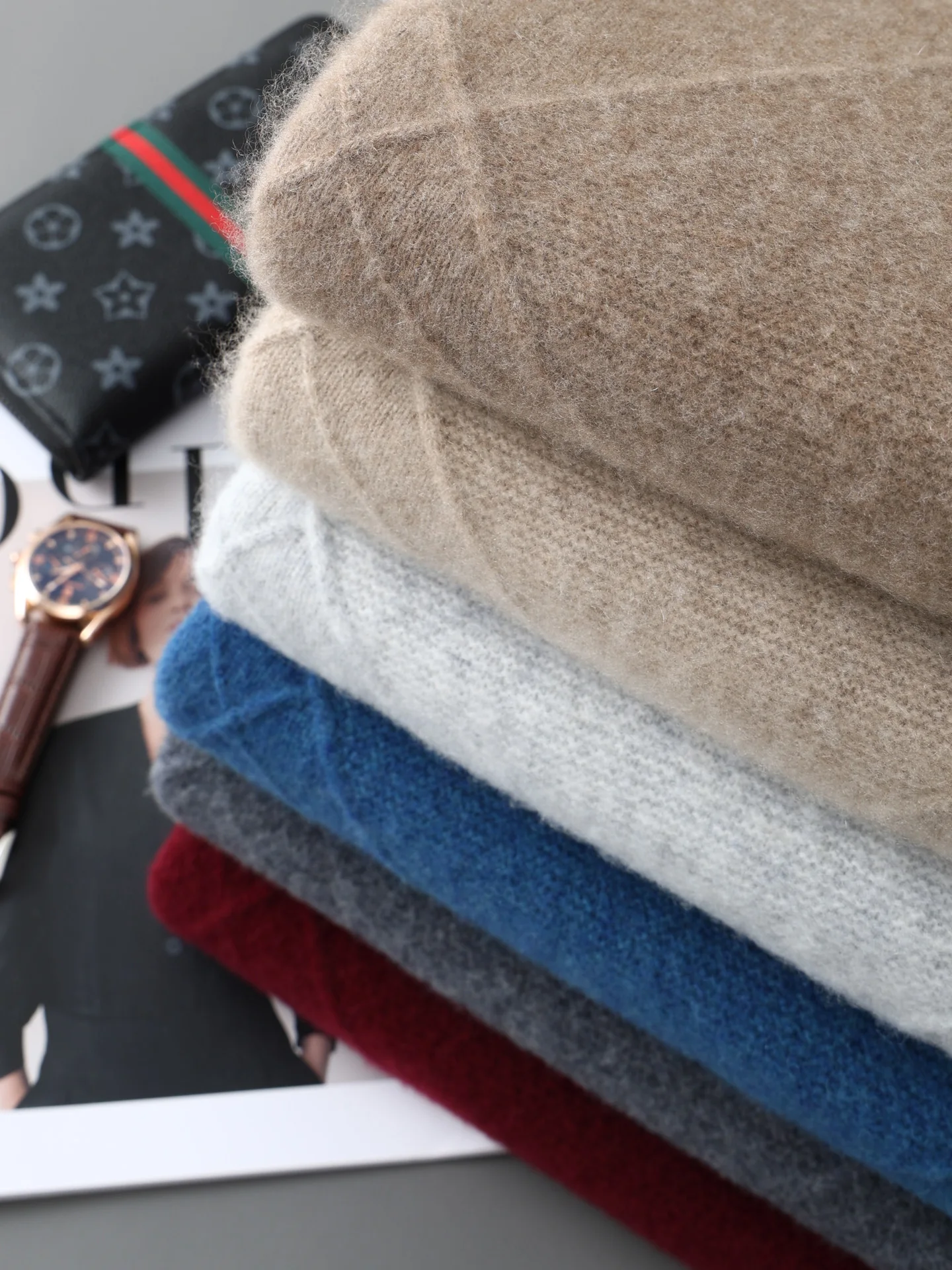 Мужские пуловеры с круглым вырезом в ромбовидной сетке, трикотаж из 100% мериносовой шерсти, свитер с длинными рукавами, умные повседневные осенне-зимние вязаные топы из плотной шерсти 
Мужские пуловеры с круглым вырезом в ромбовидной сетке, трикотаж из 100% мериносовой шерсти, свитер с длинными рукавами, умные повседневные осенне-зимние вязаные топы из плотной шерсти