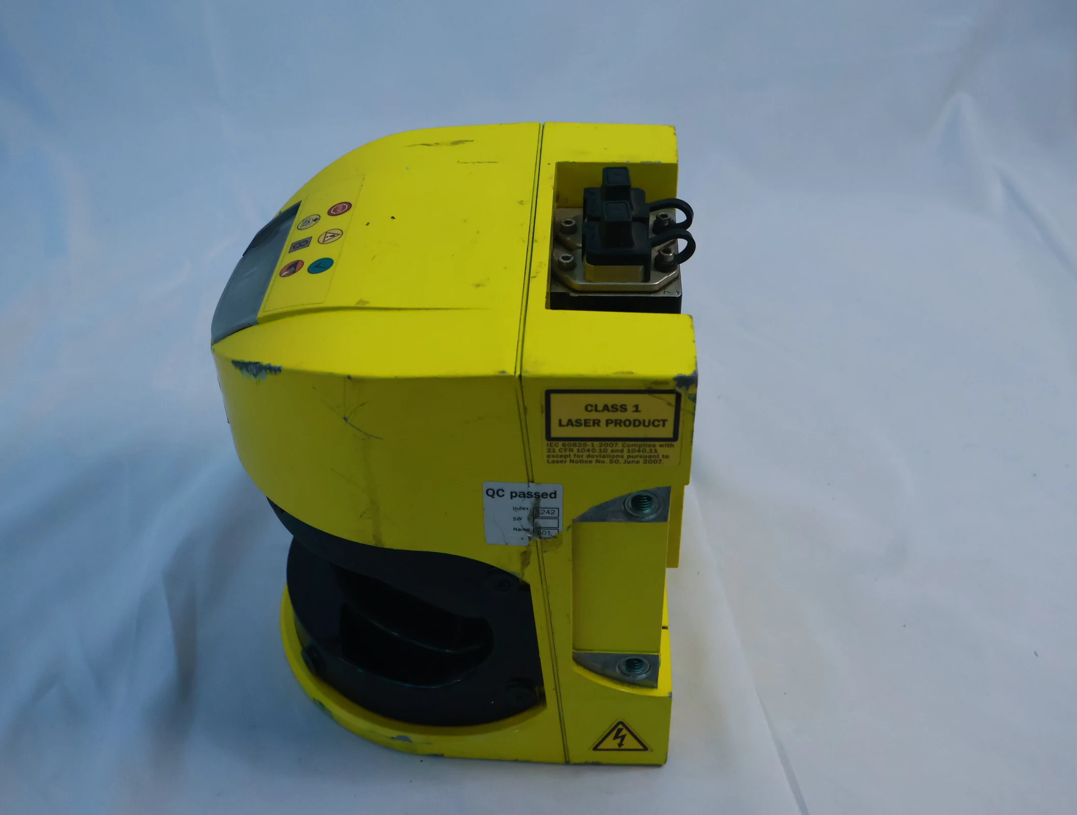Used S30A-7111CP For SICK S30A-7111CP Safety Laser Scanner
Used S30A-7111CP For SICK S30A-7111CP Safety Laser Scanner