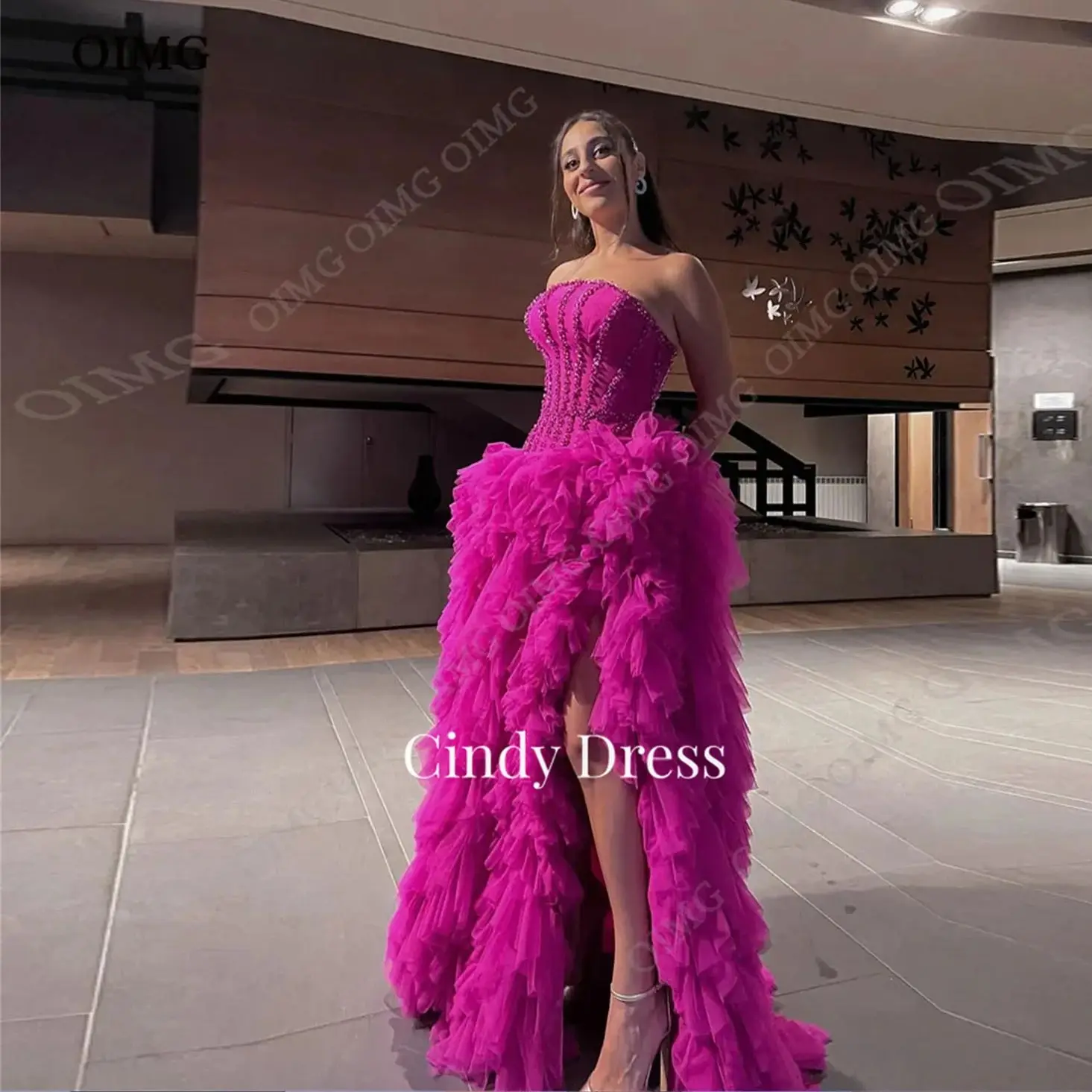 Hot Pink Ruffled Tulle Party Dresses Strapless Crystals فساتين السهرة High Slit Elegant Long Prom Gown Women Formal Dress Custom
Hot Pink Ruffled Tulle Party Dresses Strapless Crystals فساتين السهرة High Slit Elegant Long Prom Gown Women Formal Dress Custom