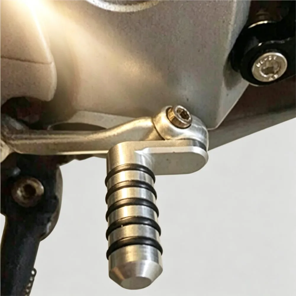 Motorcycle Rear Brake Pedal Shift Lever Toe Pegs For Aprilia Tuono 660 V4 1100/1000 Shiver 750 Mana 850 RSV4 RSV 1000 Mille/V4R
Motorcycle Rear Brake Pedal Shift Lever Toe Pegs For Aprilia Tuono 660 V4 1100/1000 Shiver 750 Mana 850 RSV4 RSV 1000 Mille/V4R