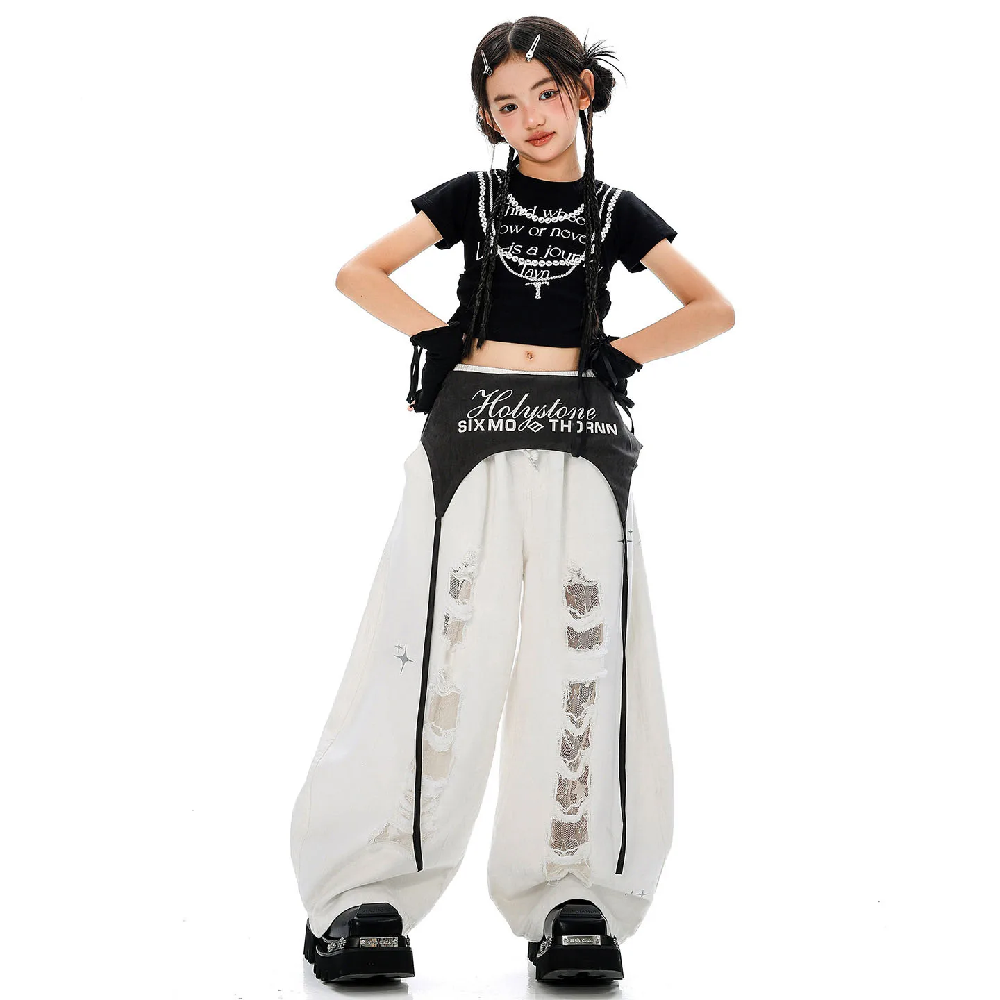 Детская одежда в стиле хип-хоп Kpop, черная укороченная футболка со рюшами, топ, белые повседневные широкие рваные спортивные штаны для девочек, костюм для джазовых танцев, одежда
Детская одежда в стиле хип-хоп Kpop, черная укороченная футболка со рюшами, топ, белые повседневные широкие рваные спортивные штаны для девочек, костюм для джазовых танцев, одежда