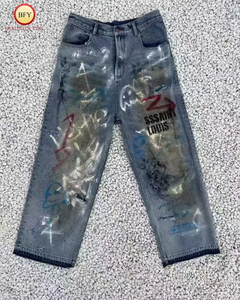 25SS Highest Quality Men's Women's SAINT Hand-drawn Graffiti Loose-fitting Casual Trousers Washed Blue Denim Trousers
25SS Highest Quality Men's Women's SAINT Hand-drawn Graffiti Loose-fitting Casual Trousers Washed Blue Denim Trousers