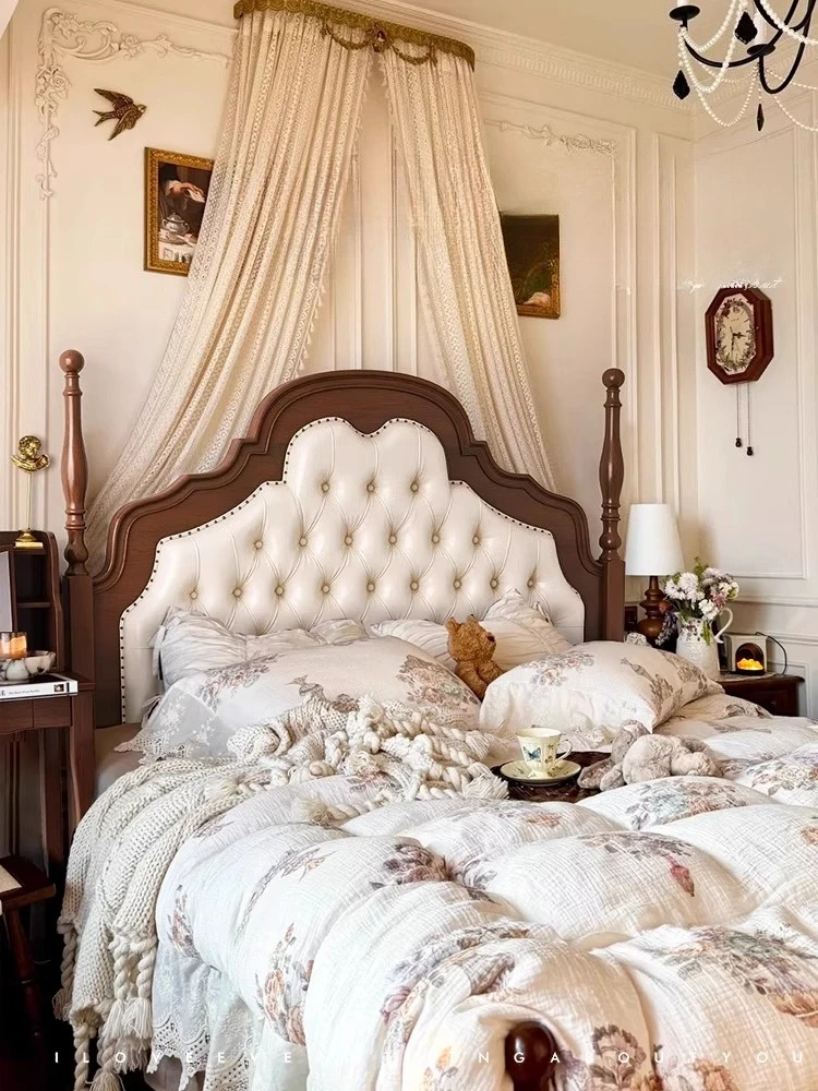French retro solid wood bed American medium and ancient style master bedroom 1.8 meters double bed 1.5 small apartment
French retro solid wood bed American medium and ancient style master bedroom 1.8 meters double bed 1.5 small apartment