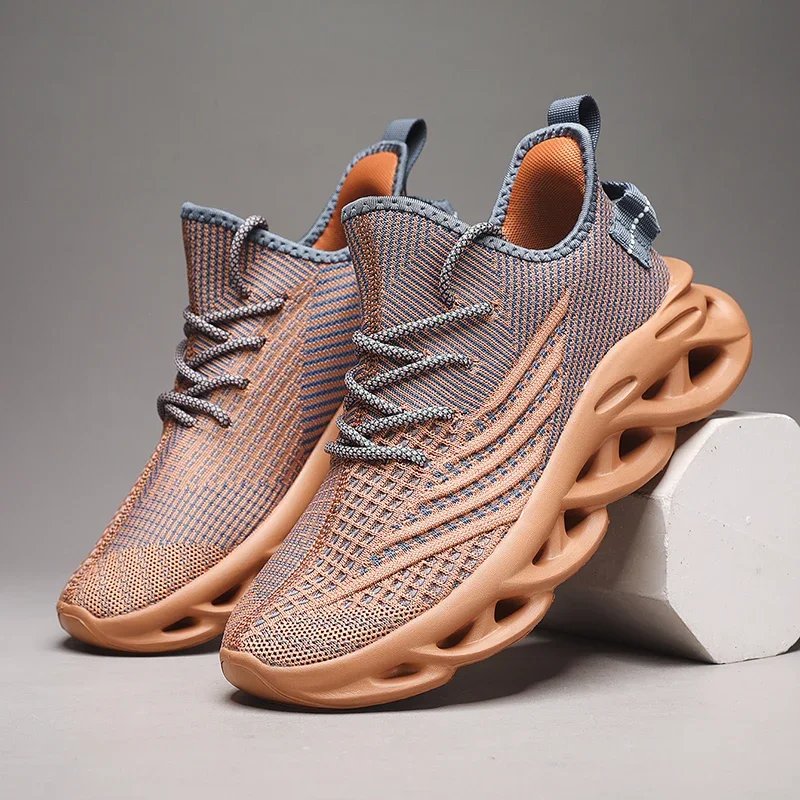 Breathable Sports Sneakers Outdoor Non-Slip Couple Casual Comfortable Running Shoe Hot Selling Men's Running Shoes
Breathable Sports Sneakers Outdoor Non-Slip Couple Casual Comfortable Running Shoe Hot Selling Men's Running Shoes