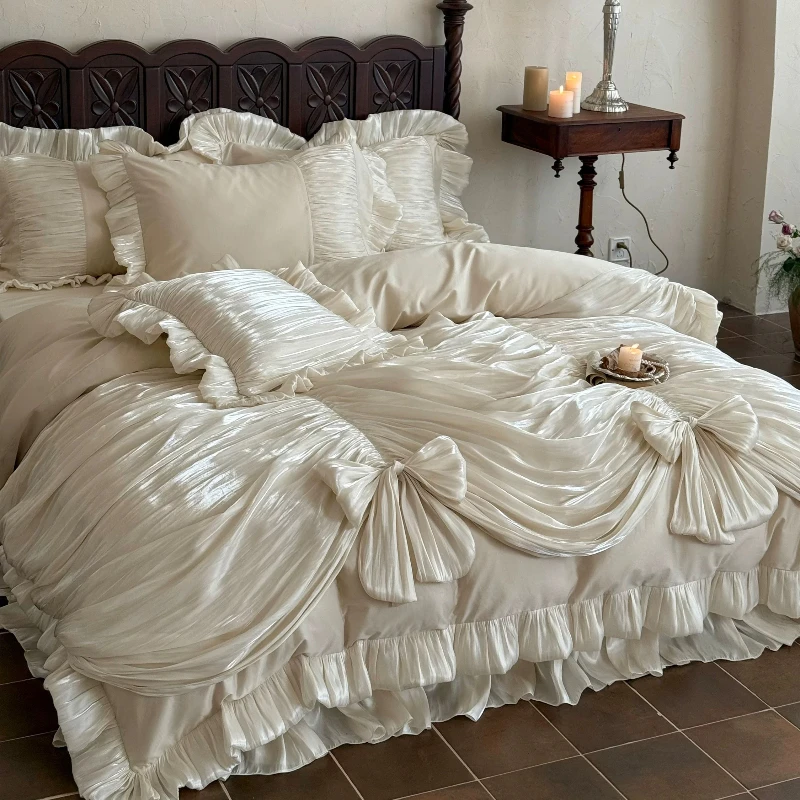 French heavy industry court cotton long-staple cotton four-piece set pure cotton retro princess bed skirt bedding
French heavy industry court cotton long-staple cotton four-piece set pure cotton retro princess bed skirt bedding