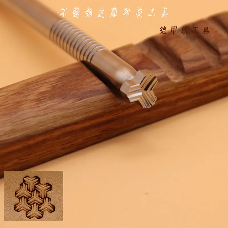 Leather goodsLeather carving toolsVegetabletanned leatherStainless steel printing tools DIY hand tools
Leather goodsLeather carving toolsVegetabletanned leatherStainless steel printing tools DIY hand tools