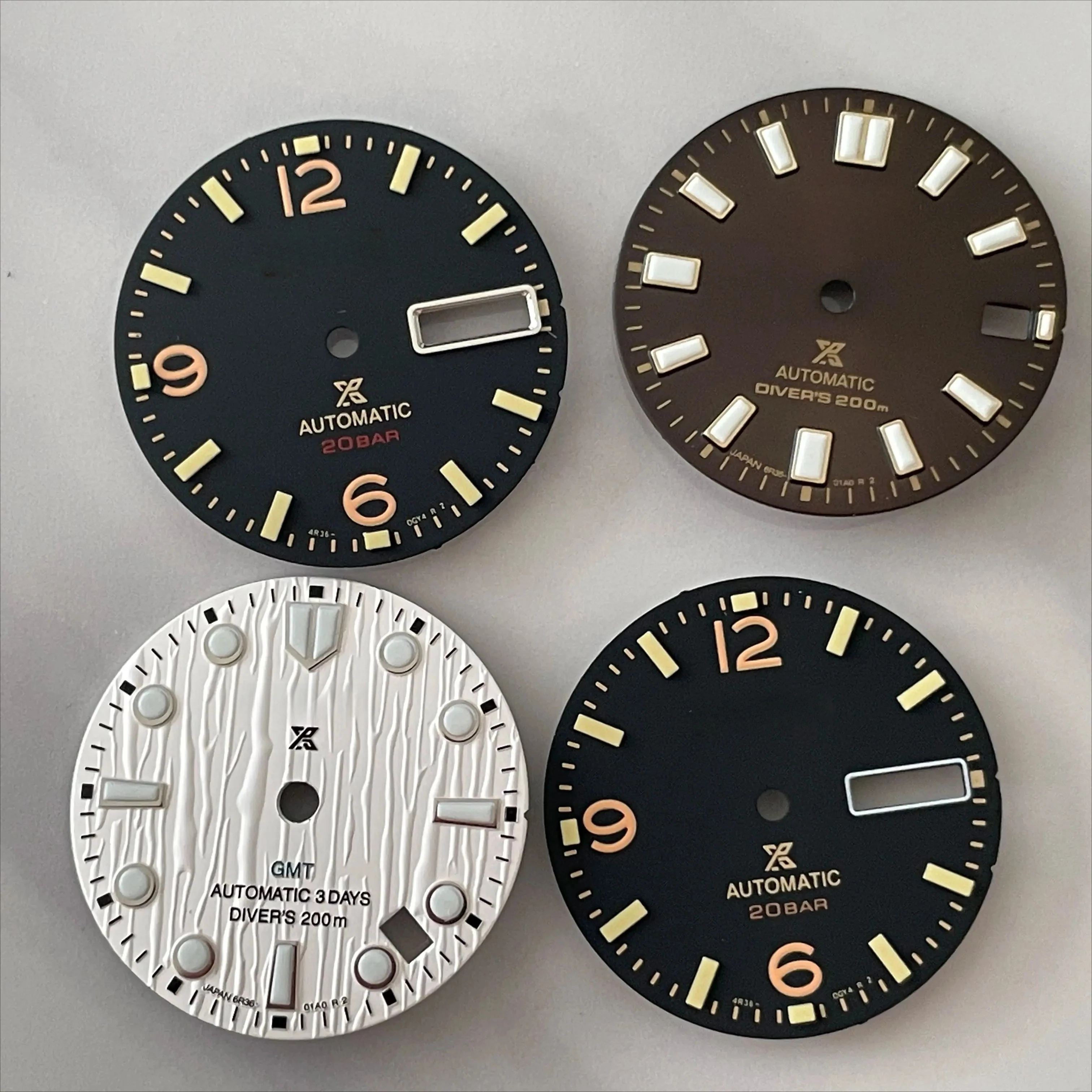 Custom 2026 New Style Diving Watch Accessories NH36 Dial Japanese Movement NH35/36 S Logo Day Date Z8
Custom 2026 New Style Diving Watch Accessories NH36 Dial Japanese Movement NH35/36 S Logo Day Date Z8