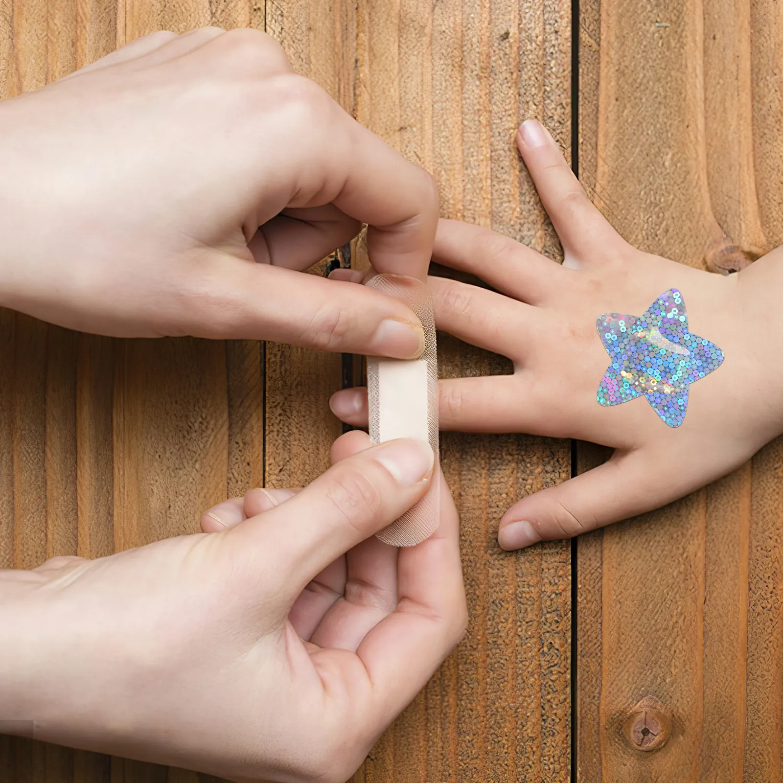 50 шт., клейкие бинты со звездами и блестками, дышащие защитные средства для ран, для ежедневного использования, для путешествий, для первой помощи, маленькие пластыри, детские наклейки
50 шт., клейкие бинты со звездами и блестками, дышащие защитные средства для ран, для ежедневного использования, для путешествий, для первой помощи, маленькие пластыри, детские наклейки