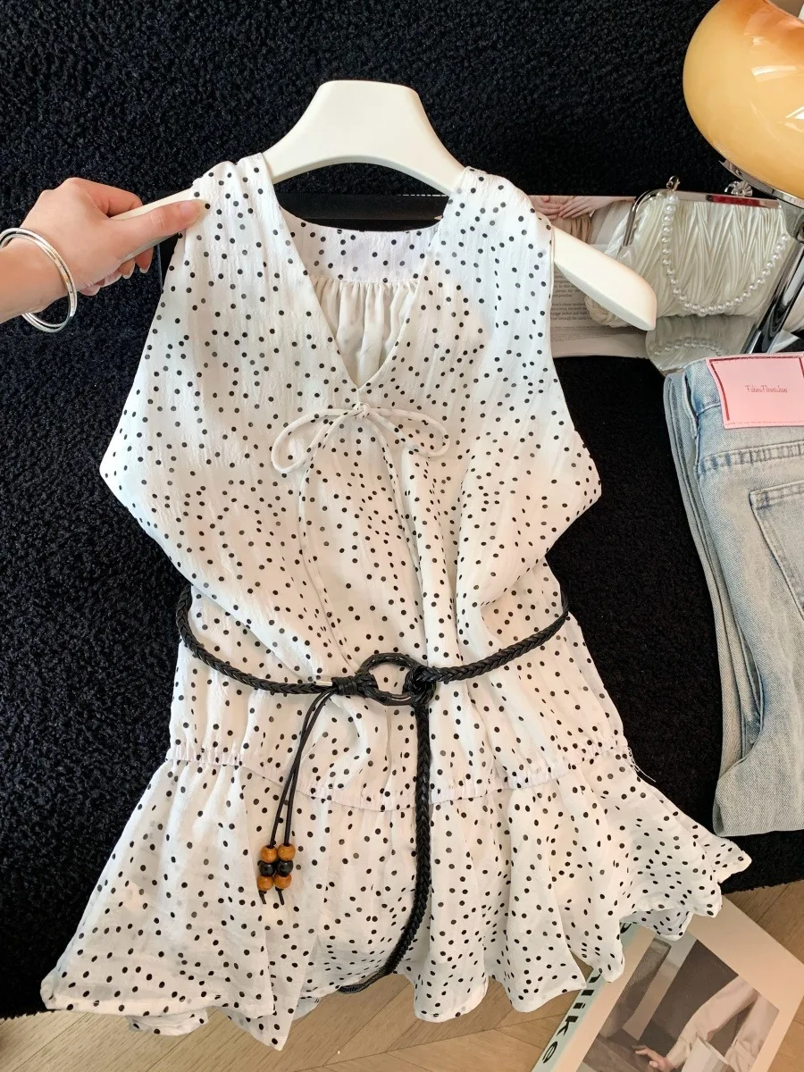 Retro Hong Kong Style Polka Dot Sleeveless Vest Women's Summer Fashion V Neck Belted Waist Cinch Skirt Shirt Top
Retro Hong Kong Style Polka Dot Sleeveless Vest Women's Summer Fashion V Neck Belted Waist Cinch Skirt Shirt Top