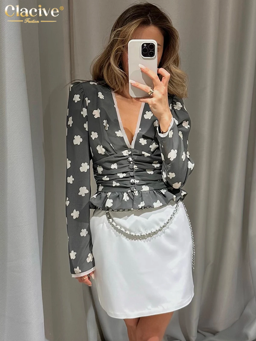 Clacive Sexy Slim Print Women's Shirt 2025 Fashion V-Neck Long Sleeve Shirts Lady Elegant Classic Ruffles Top Female Clothing
Clacive Sexy Slim Print Women's Shirt 2025 Fashion V-Neck Long Sleeve Shirts Lady Elegant Classic Ruffles Top Female Clothing