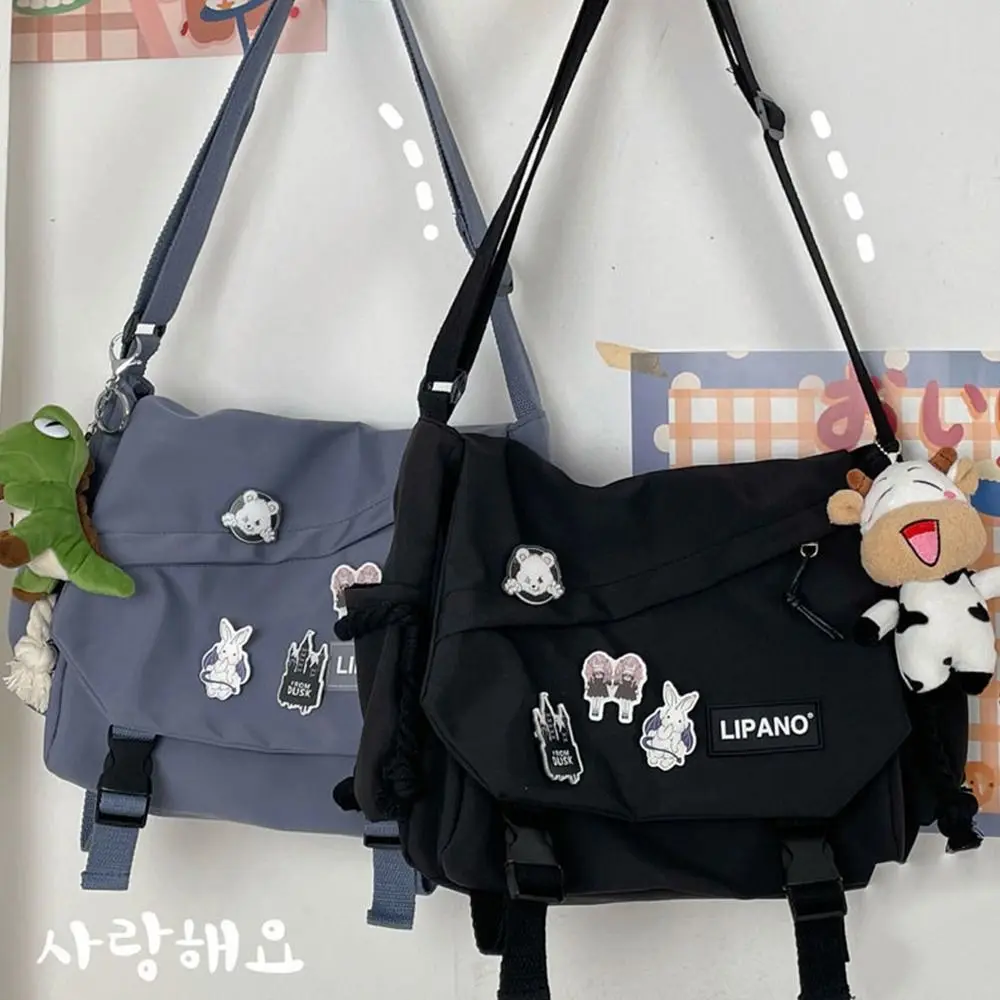 Korean Style Shoulder Bag Large Capacity Crossbody Bags for Teenager Girls Men Harajuku Messenger Bag Student School Bags
Korean Style Shoulder Bag Large Capacity Crossbody Bags for Teenager Girls Men Harajuku Messenger Bag Student School Bags
