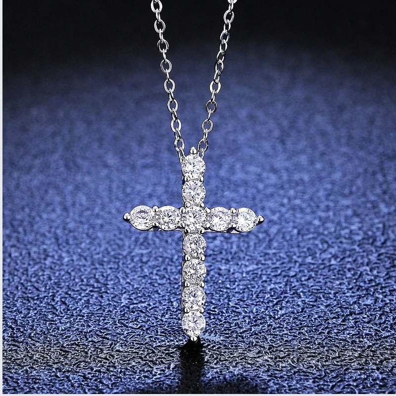 925 sterling silver pendant, 1-carat moissanite necklace, women's fashion cross geometric pendant necklace
925 sterling silver pendant, 1-carat moissanite necklace, women's fashion cross geometric pendant necklace