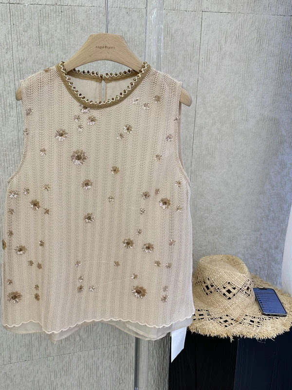 Sweet Korean Style Sleeveless Mesh Vest Beaded Collar Shirt Women's Fashion Summer 2026 Glittering Floral Pattern Short Outer...
Sweet Korean Style Sleeveless Mesh Vest Beaded Collar Shirt Women's Fashion Summer 2026 Glittering Floral Pattern Short Outer...