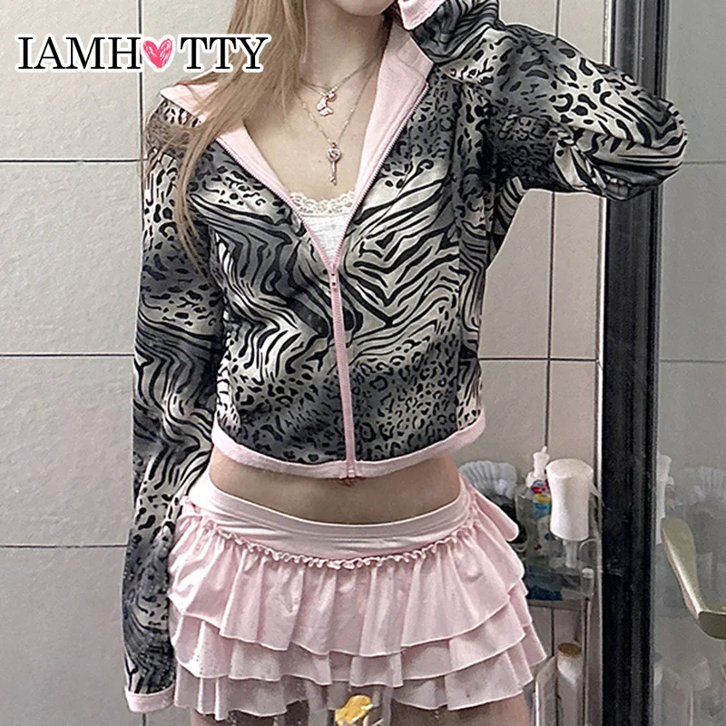 IAMHOTTY Tiger Printed Hoodie Y2K Aesthetic Contrast Color Patchwork Zipper Cardigan Coquette Slim-fit Sweatshirts Lolita Coat
IAMHOTTY Tiger Printed Hoodie Y2K Aesthetic Contrast Color Patchwork Zipper Cardigan Coquette Slim-fit Sweatshirts Lolita Coat