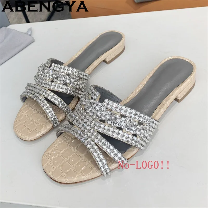 2025 Classics Round Open Toe Shiny Crystal Flat Slippers Women Rhinestone Flip Flops Mules Slippers Summer Beach Shoes mujer
2025 Classics Round Open Toe Shiny Crystal Flat Slippers Women Rhinestone Flip Flops Mules Slippers Summer Beach Shoes mujer