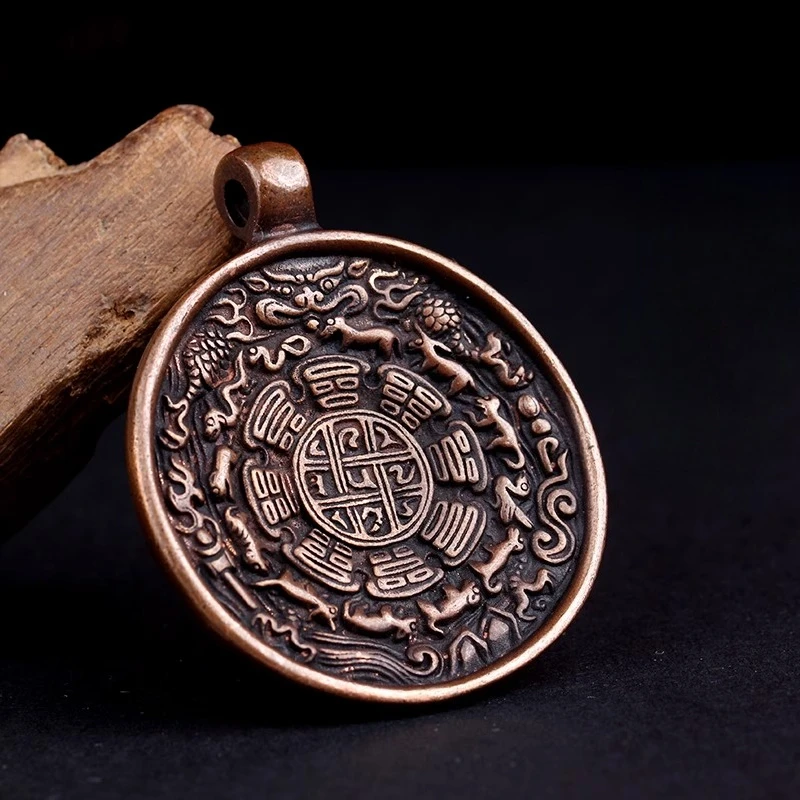 Медный кулон-колье бренда Manjushri Jiugong Bagua
Медный кулон-колье бренда Manjushri Jiugong Bagua
