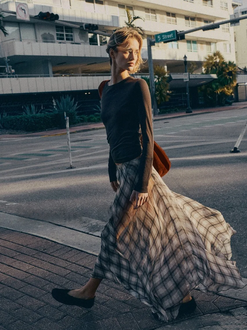 Spring New Arrival Brown Plaid Skirt Draped Loose Casual Style High Waist Commute Polyester Fiber Irregular Hemline Women's S...
Spring New Arrival Brown Plaid Skirt Draped Loose Casual Style High Waist Commute Polyester Fiber Irregular Hemline Women's S...