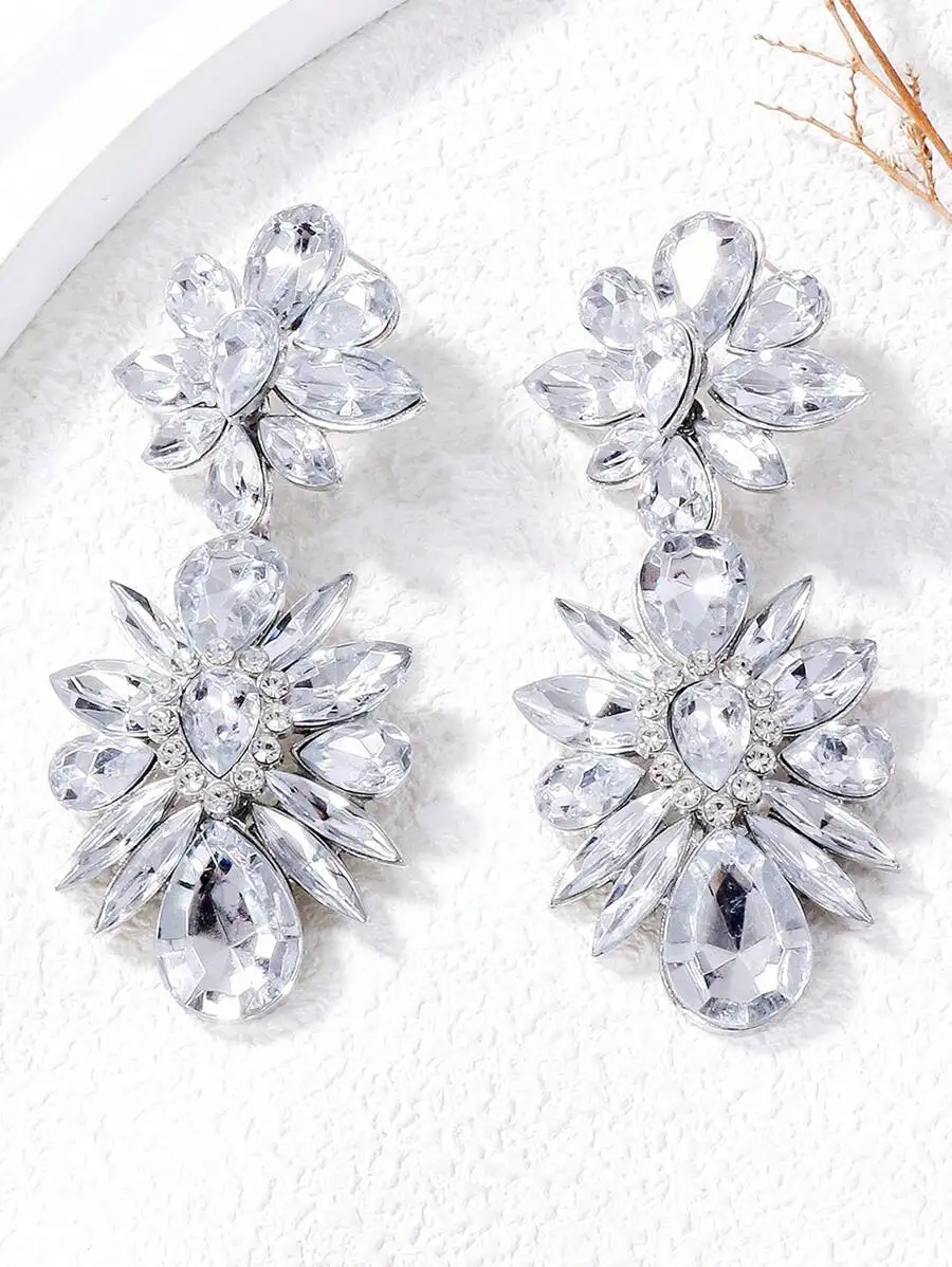 Exaggerated Crystal Flower Pendant Earrings For Women Wedding Party Jewelry
Exaggerated Crystal Flower Pendant Earrings For Women Wedding Party Jewelry