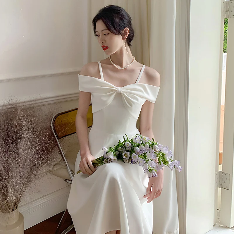 White One-Shoulder Dress Luxury Chic Strapless Gown for Women Korean Style A-Line Skirt Polyester Fiber Short Sleeve
White One-Shoulder Dress Luxury Chic Strapless Gown for Women Korean Style A-Line Skirt Polyester Fiber Short Sleeve