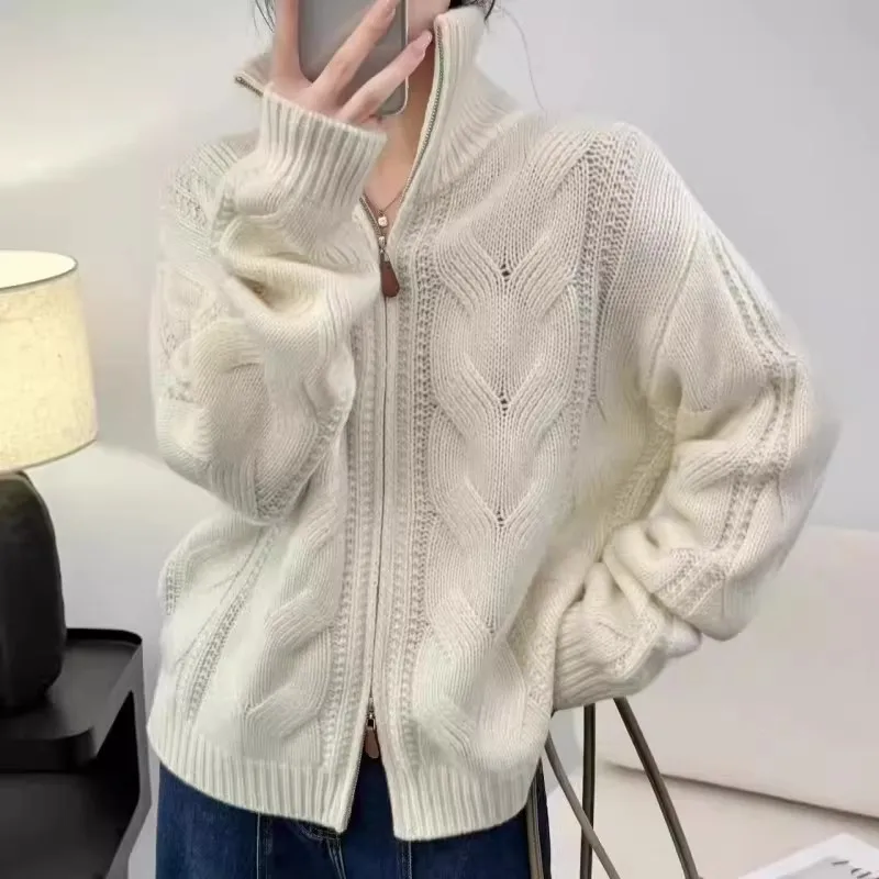 Модный кардиган в европейском и американском стиле с двойной молнией и высоким воротником, 100% шерсть, женский, свободный, утепленный, вязаный свитер-жакет.
Модный кардиган в европейском и американском стиле с двойной молнией и высоким воротником, 100% шерсть, женский, свободный, утепленный, вязаный свитер-жакет.