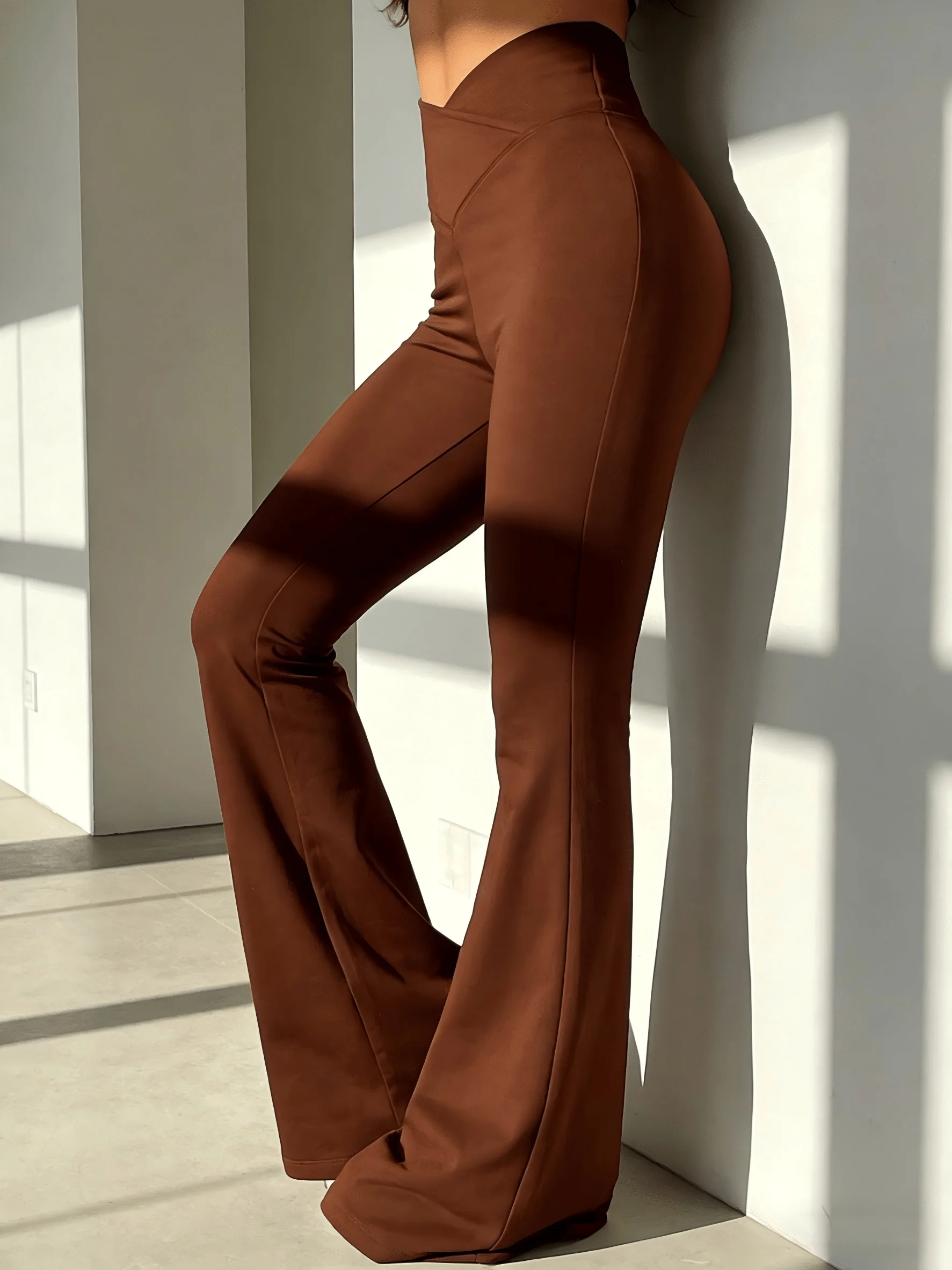 Women V Waist Flare Leggings High Waist Butt Lifting Bootcut Yoga Pants, Soft Stretchy Workout Trousers For Daily Wear
Women V Waist Flare Leggings High Waist Butt Lifting Bootcut Yoga Pants, Soft Stretchy Workout Trousers For Daily Wear