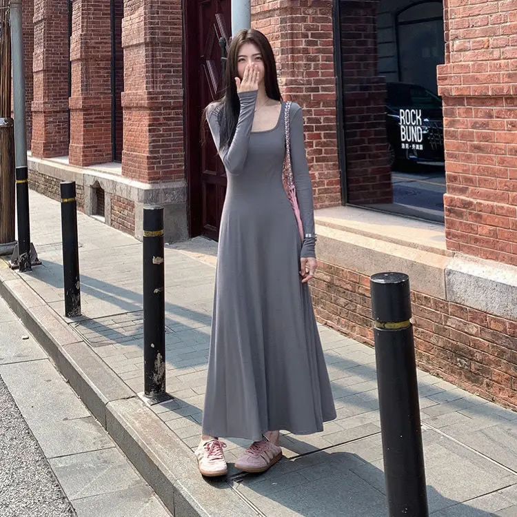 French gentle style long sleeved dress, square neck Hepburn style new long dress, elastic waist A-line skirt 2023 autumn dress
French gentle style long sleeved dress, square neck Hepburn style new long dress, elastic waist A-line skirt 2023 autumn dress