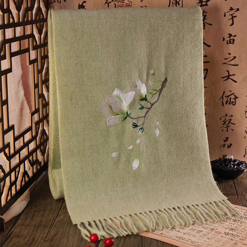 LH autumn and winter Suzhou embroidery double-sided scarf shawl embroidery Chinese style comfortable and good-looking
LH autumn and winter Suzhou embroidery double-sided scarf shawl embroidery Chinese style comfortable and good-looking