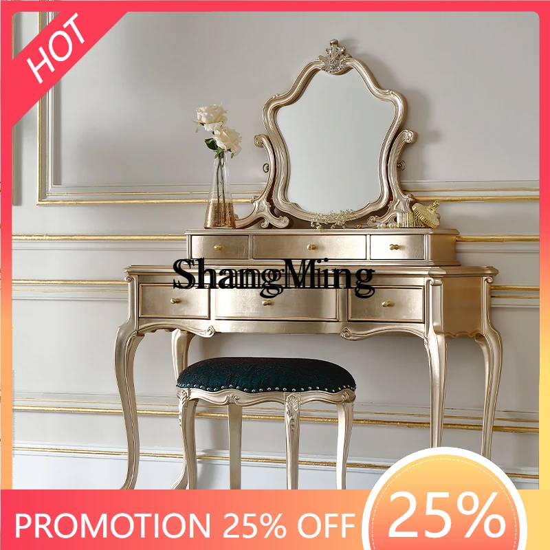 Современный простой туалетный столик из массива дерева для виллы, большой гардеробный шкаф для спальни, туалетный столик для главной спальни.
Современный простой туалетный столик из массива дерева для виллы, большой гардеробный шкаф для спальни, туалетный столик для главной спальни.