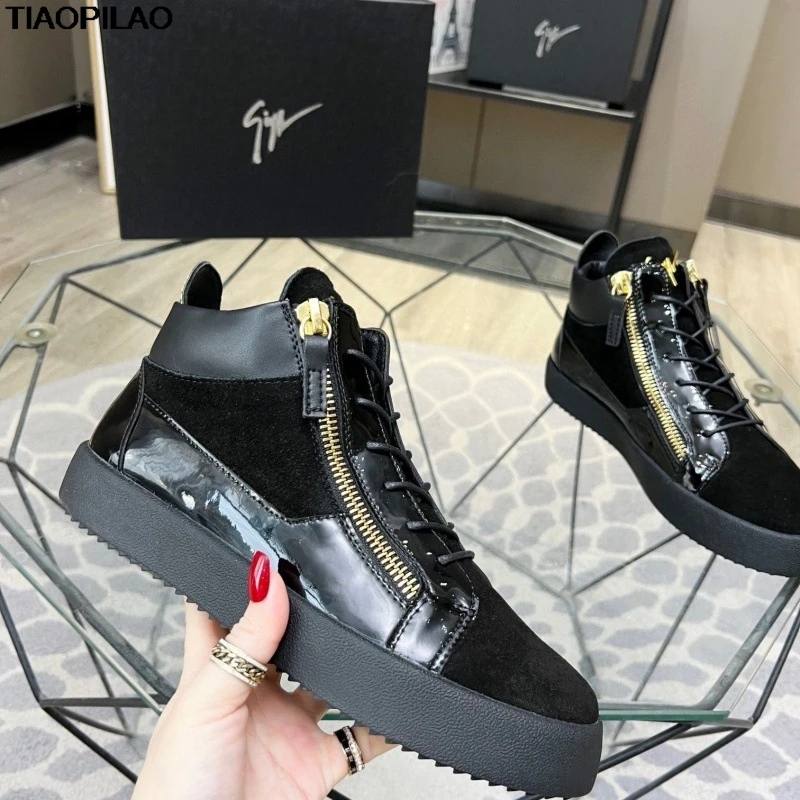 Luxury Designer Leather Snake-print Men's Sneakers Fashionable Autumn And Winter Male Board Shoes Casual Shoes
Luxury Designer Leather Snake-print Men's Sneakers Fashionable Autumn And Winter Male Board Shoes Casual Shoes