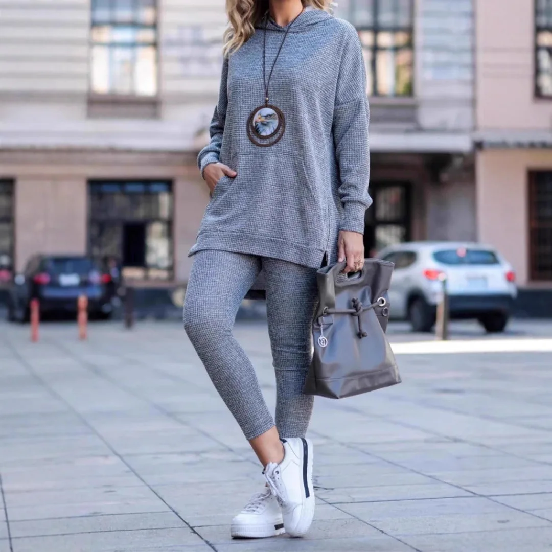 Женские повседневные костюмы с капюшоном, осенние новые модные винтажные пуловеры с капюшоном + узкие брюки, комплект из 2 предметов для женщин, женская одежда 2025 года Y2K 
Женские повседневные костюмы с капюшоном, осенние новые модные винтажные пуловеры с капюшоном + узкие брюки, комплект из 2 предметов для женщин, женская одежда 2025 года Y2K