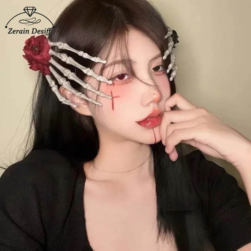 Dark Halloween Headwear Female Cos Horror Decoration Cute Funny Skeleton Hairpin Jewelry Halloween Accessories Tiara
Dark Halloween Headwear Female Cos Horror Decoration Cute Funny Skeleton Hairpin Jewelry Halloween Accessories Tiara