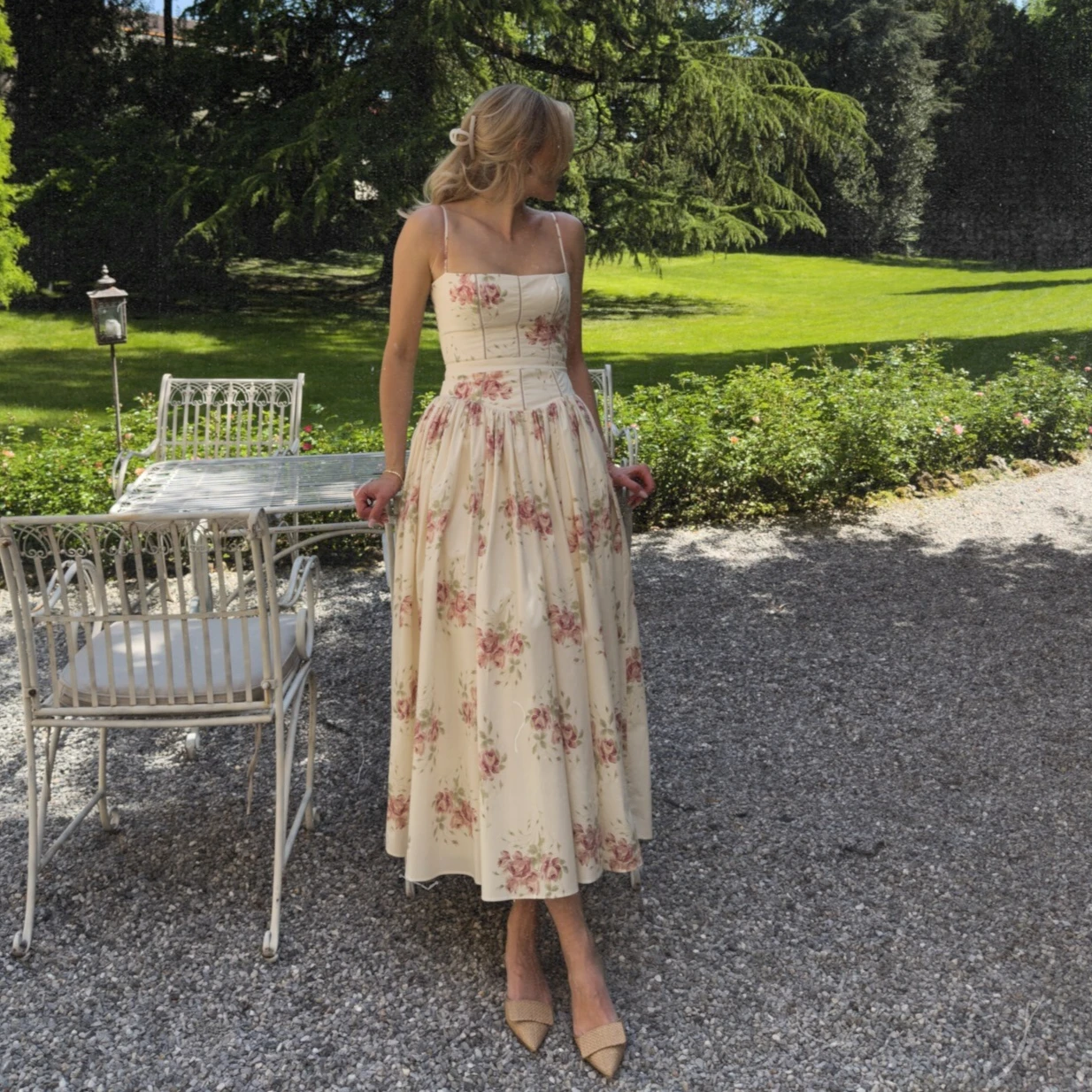 Suninheart Summer Floral Print Elegant Midi Dress Long Vintage Lace Up Dress Female Vacation Party Dress Vestidos
Suninheart Summer Floral Print Elegant Midi Dress Long Vintage Lace Up Dress Female Vacation Party Dress Vestidos