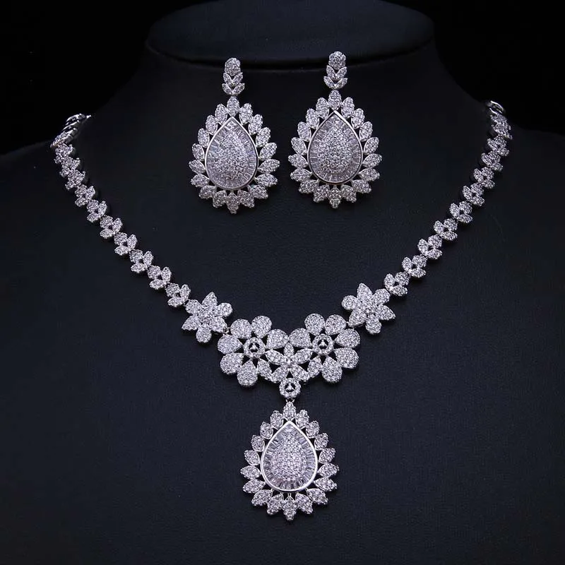 wedding bride jewelry sets silver color zirconia necklace earrings flower big water drop pendant dinner party jewelry set
wedding bride jewelry sets silver color zirconia necklace earrings flower big water drop pendant dinner party jewelry set