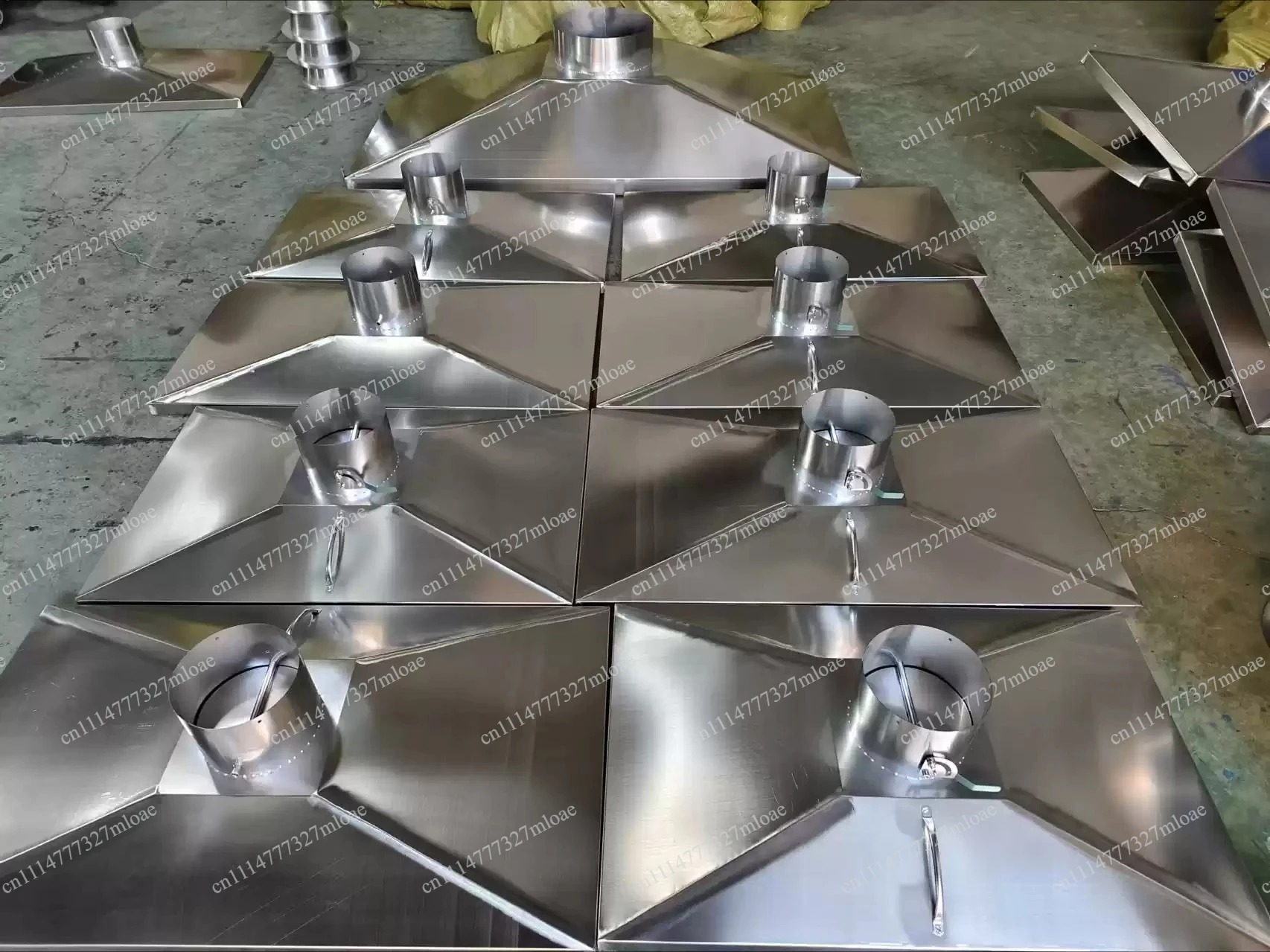 Round bell mouth range hood Stainless steel range hood Exhaust range hood
Round bell mouth range hood Stainless steel range hood Exhaust range hood