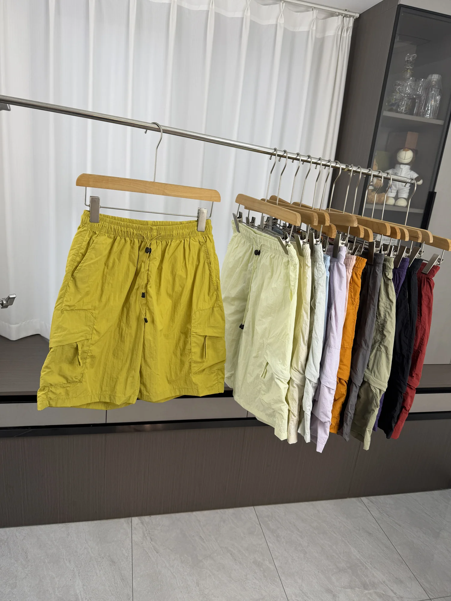 Dopamine Colored Shorts! Breathable Quick Dry! Men's Summer Couple Style Outdoor Workwear Casual Sun Protection Shorts
Dopamine Colored Shorts! Breathable Quick Dry! Men's Summer Couple Style Outdoor Workwear Casual Sun Protection Shorts