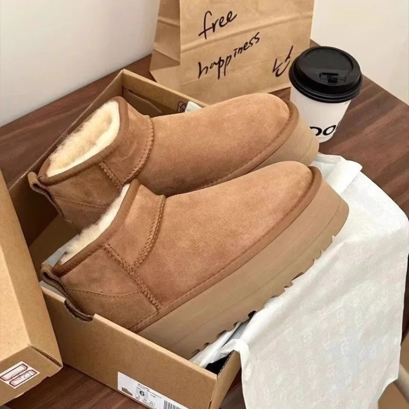 2025 New Women's Boots Winter Plush Warm Cotton Shoes Fashion Slip-on Casual Boots for Women Non Slip Platform Snow Boots Botas
2025 New Women's Boots Winter Plush Warm Cotton Shoes Fashion Slip-on Casual Boots for Women Non Slip Platform Snow Boots Botas